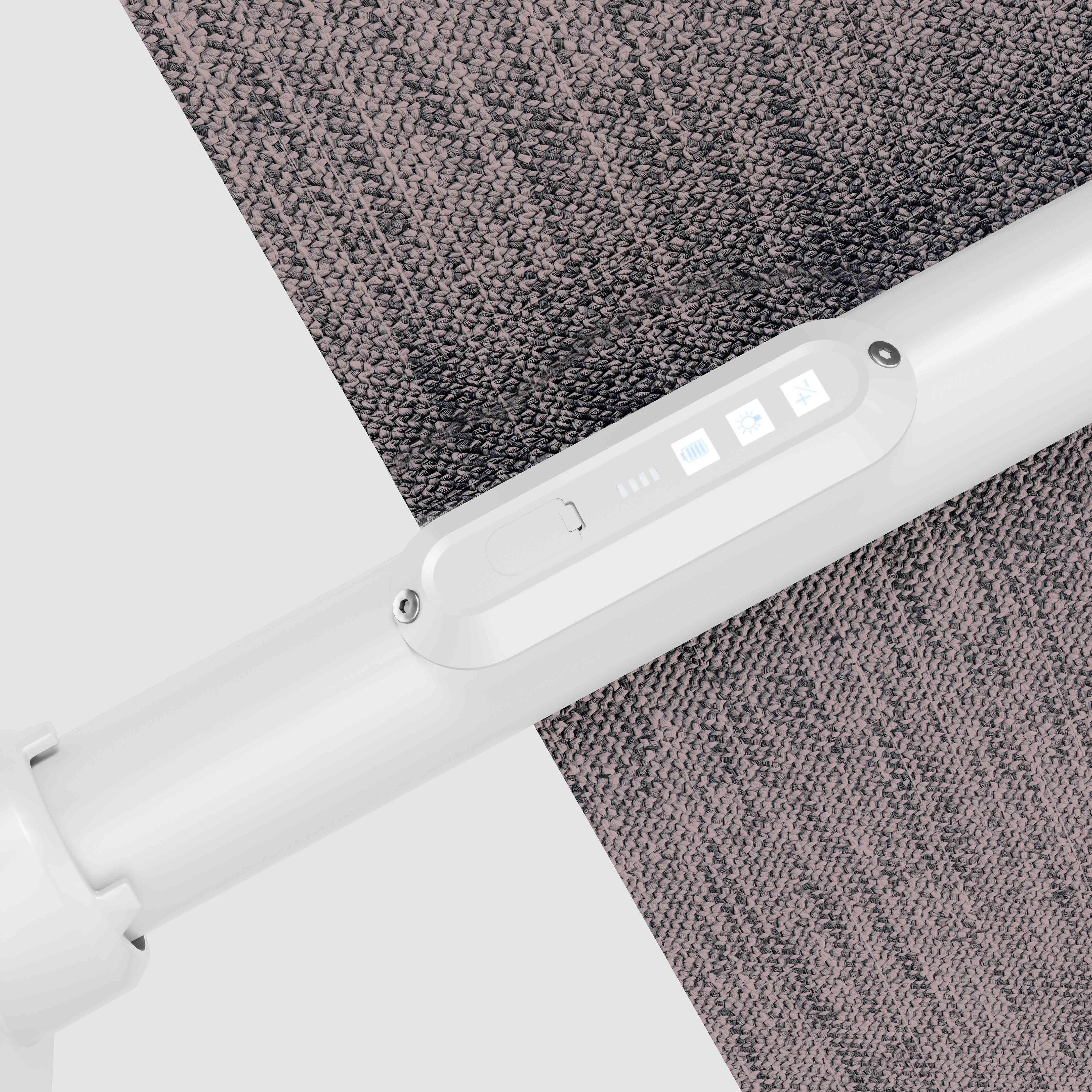 #pole finish_White