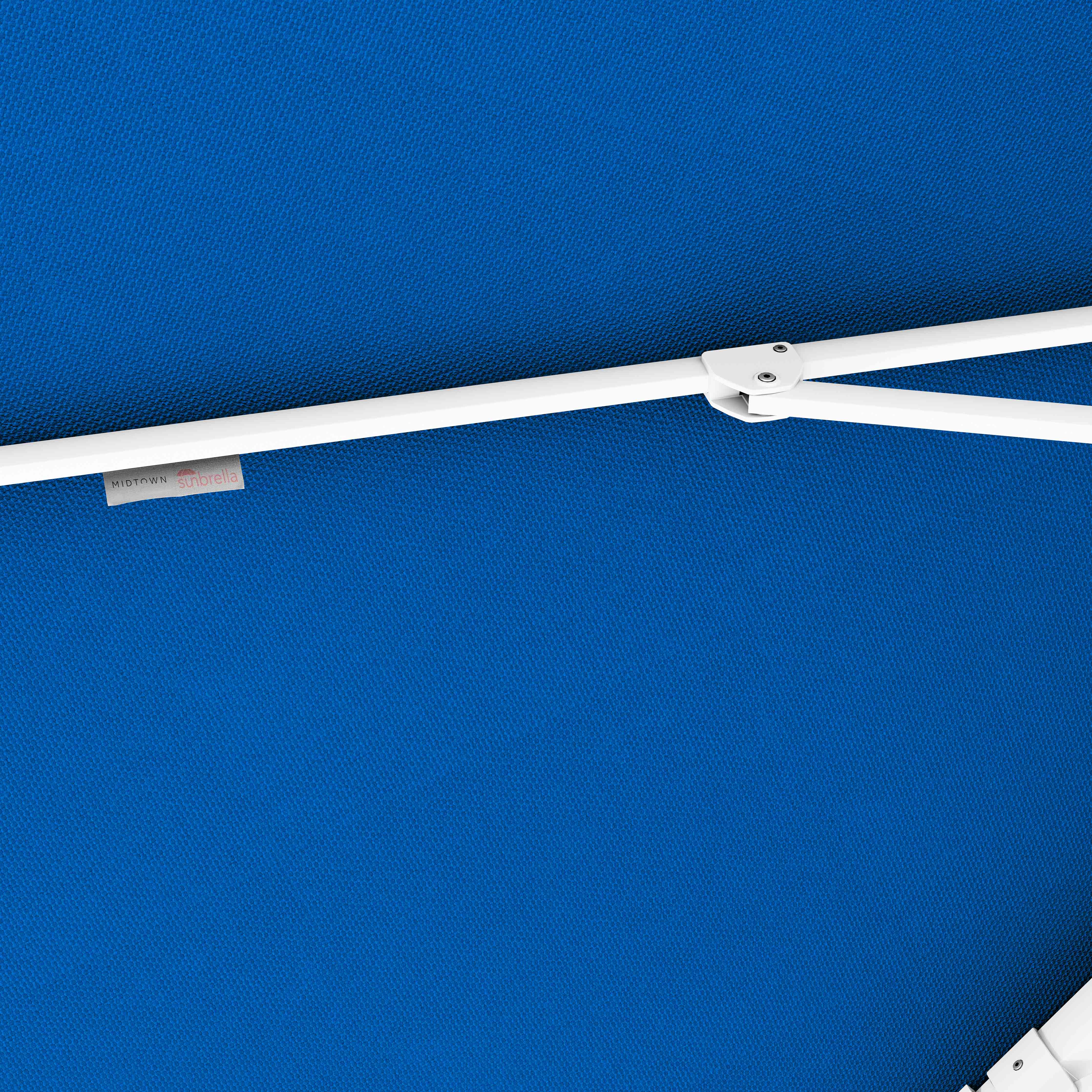 #pole finish_White