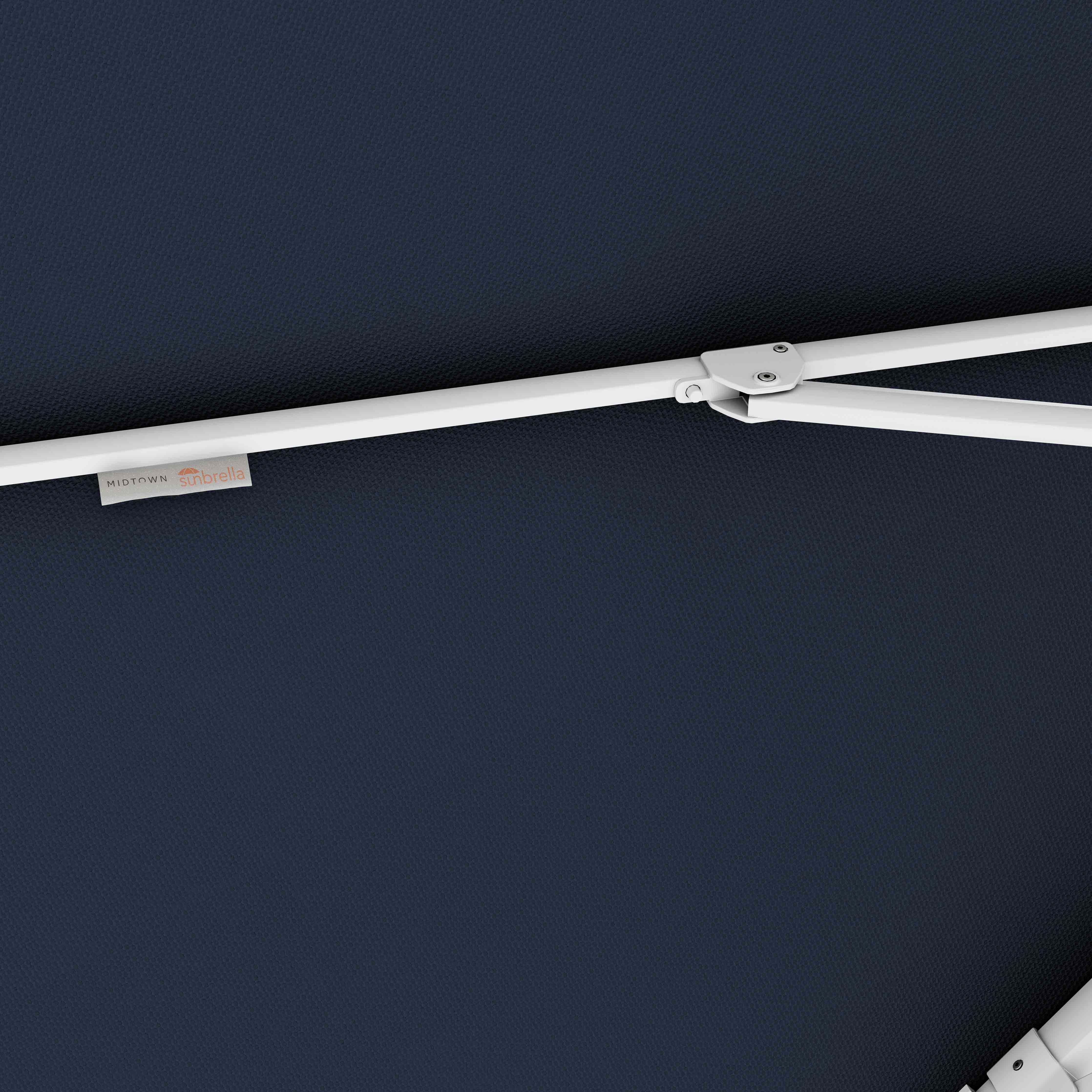 #pole finish_White
