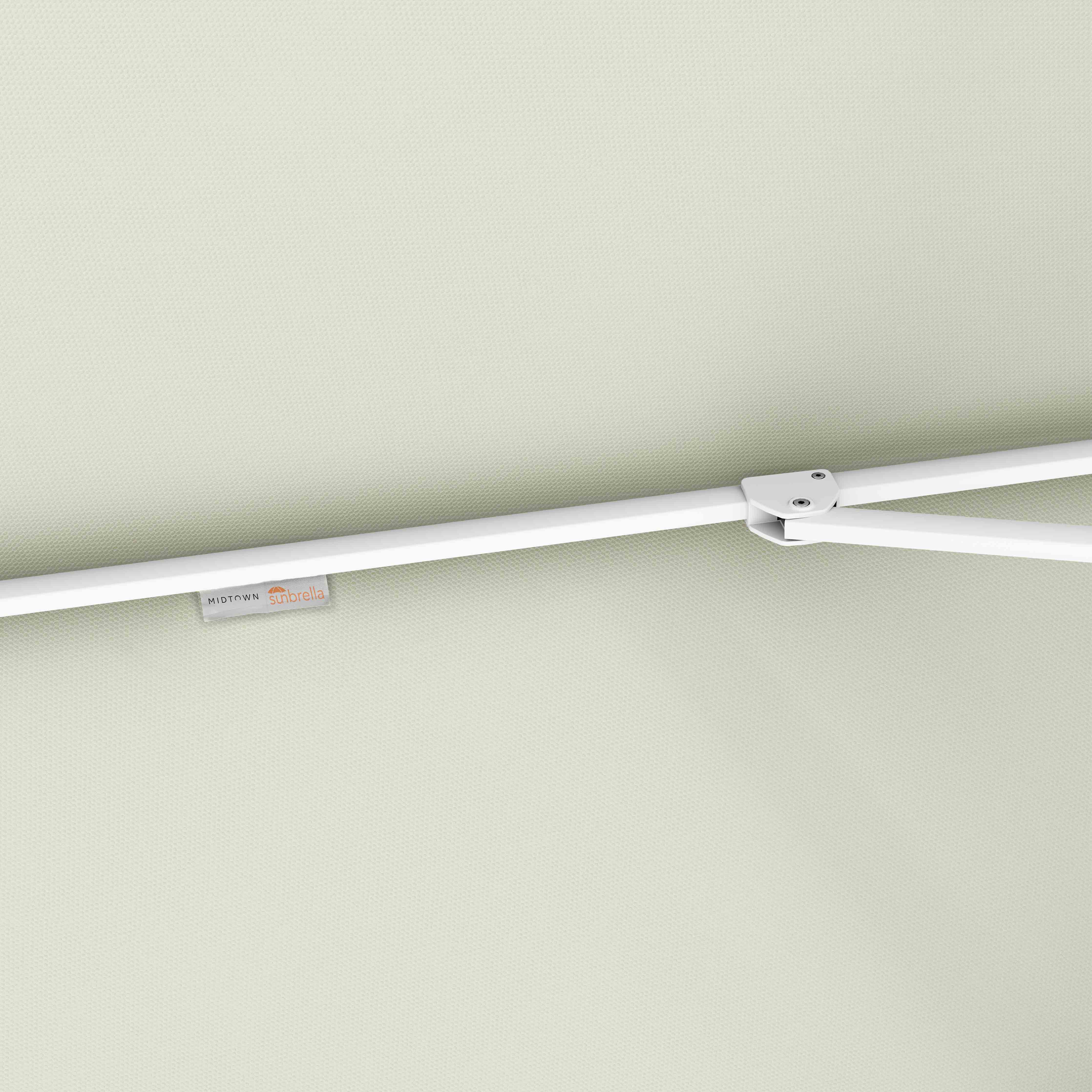 #pole finish_White
