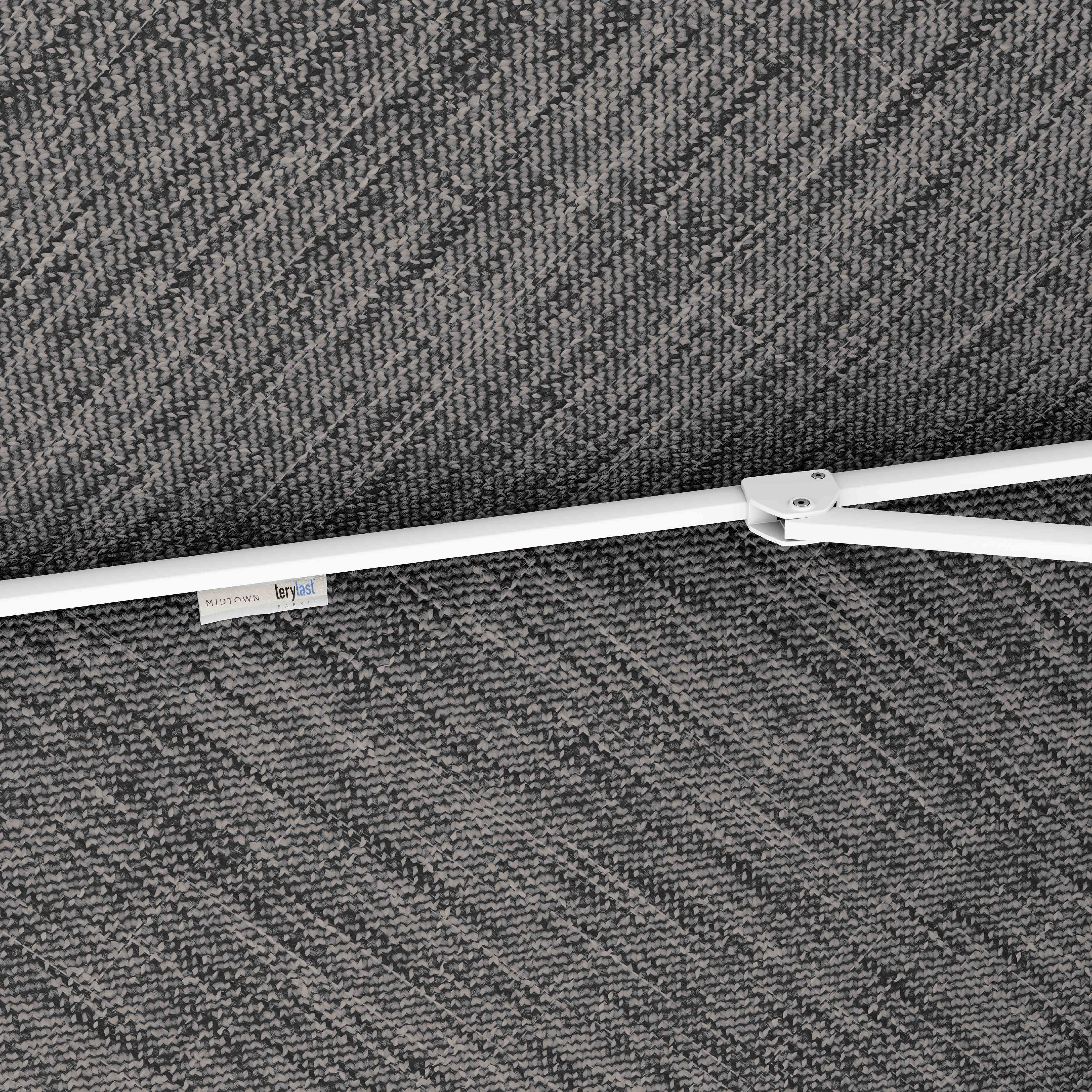 #pole finish_White