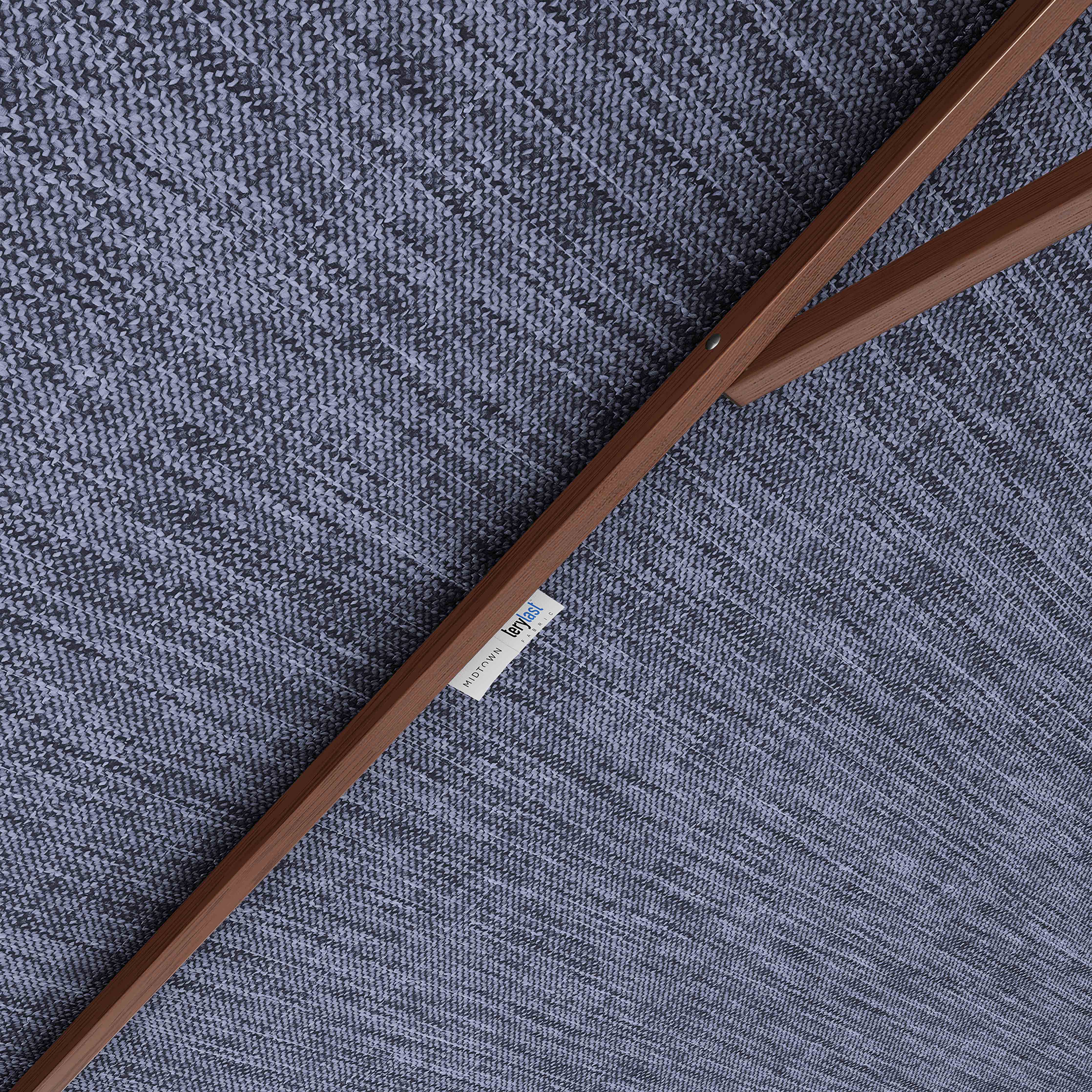 #pole finish_Wooden