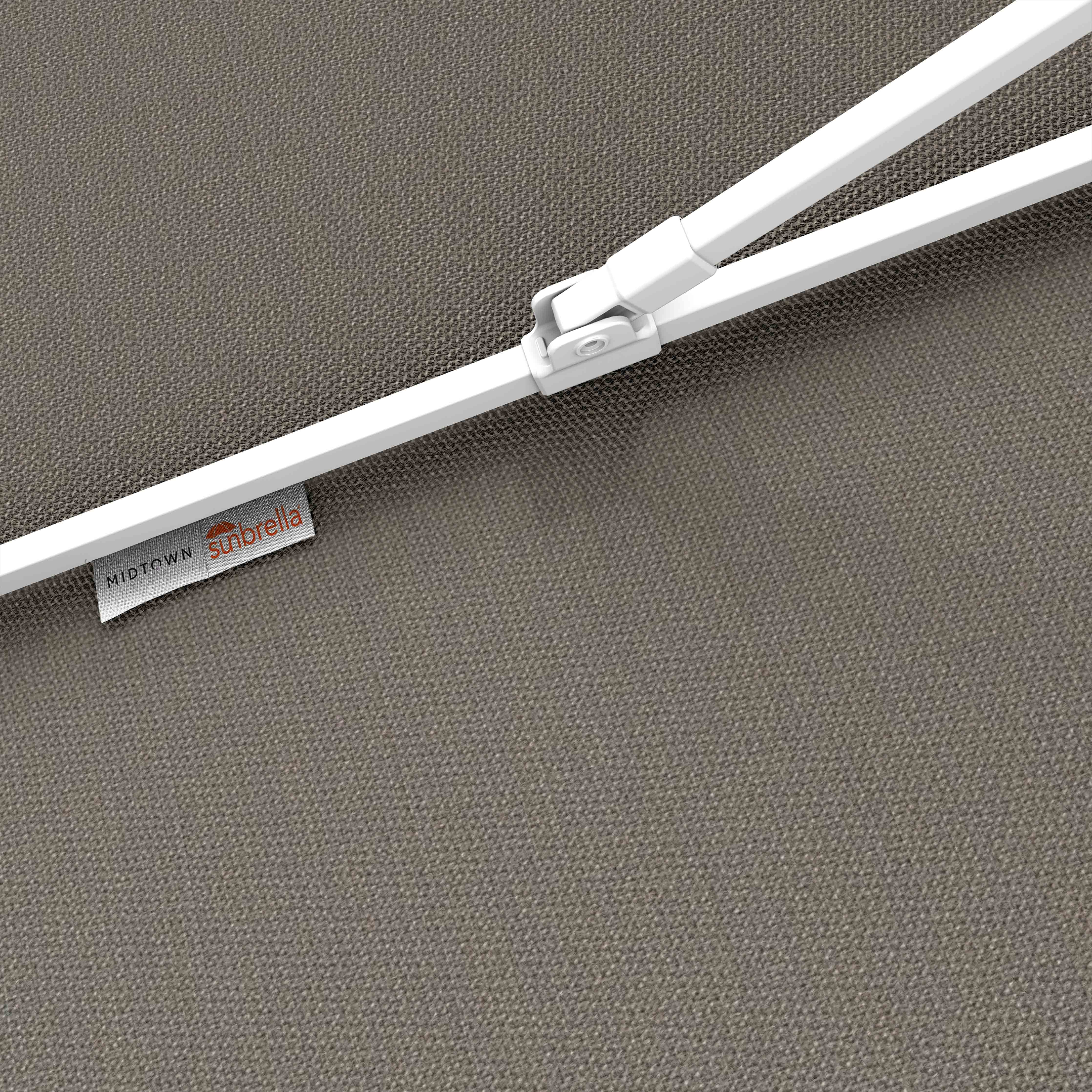 #pole finish_White