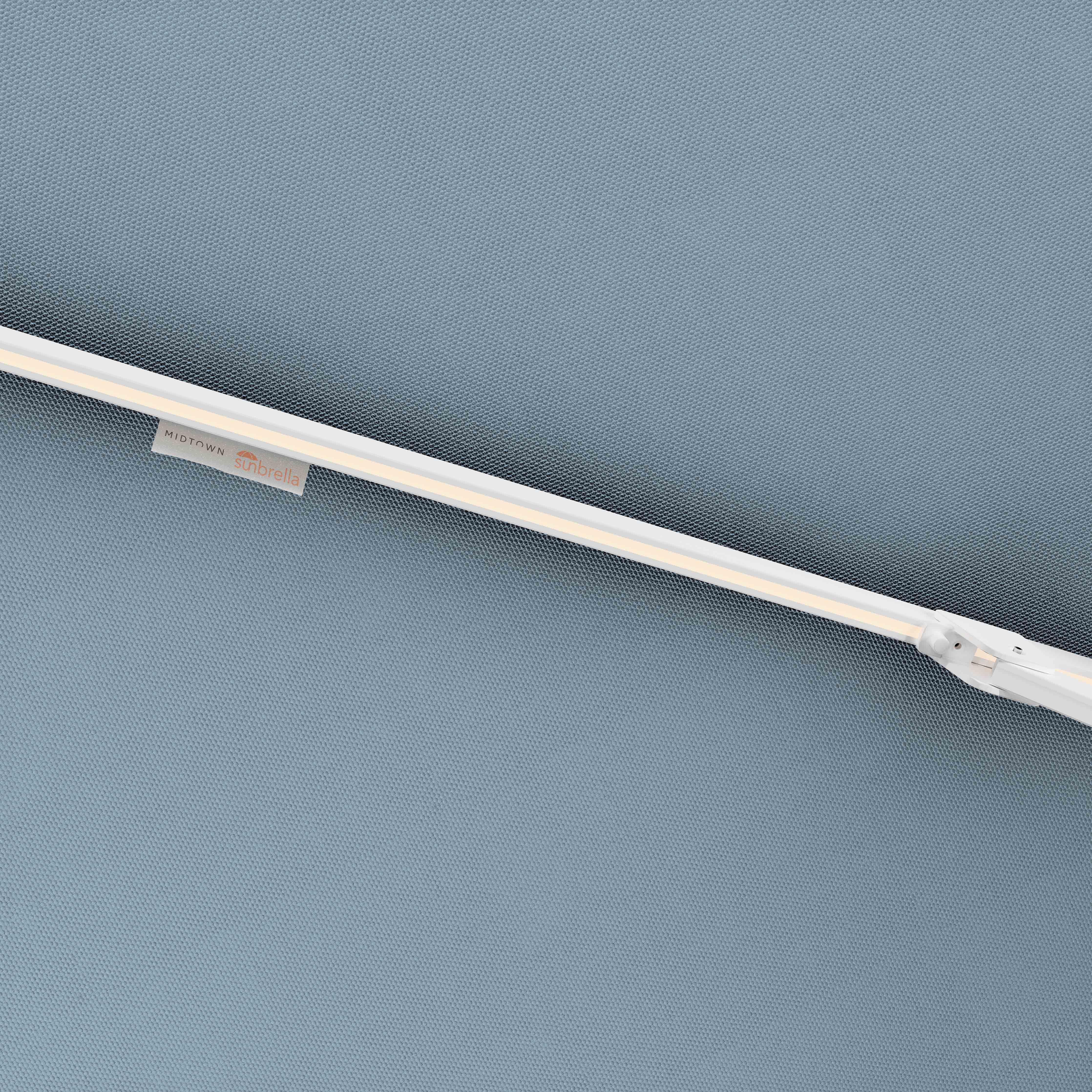 #pole finish_White
