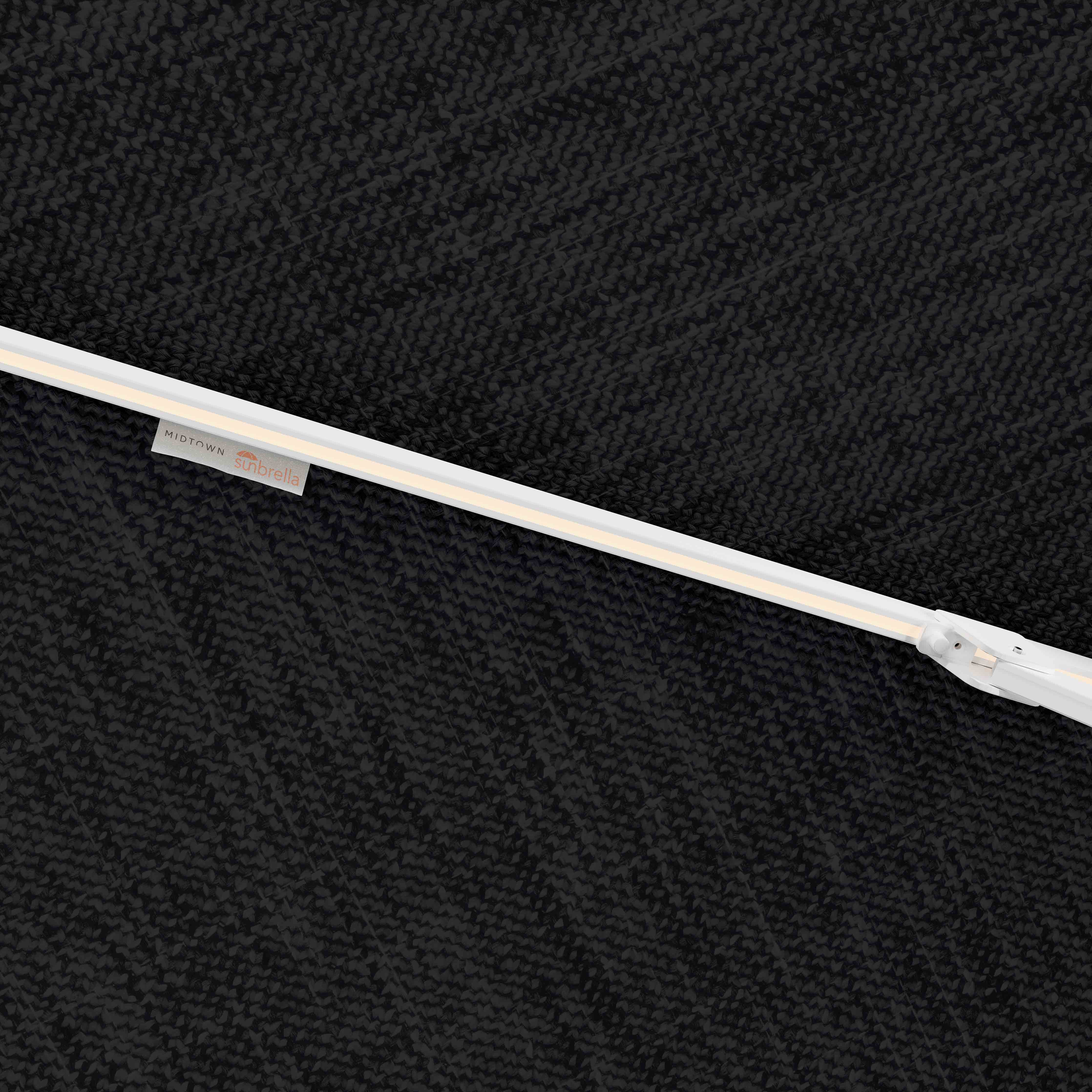 #pole finish_White