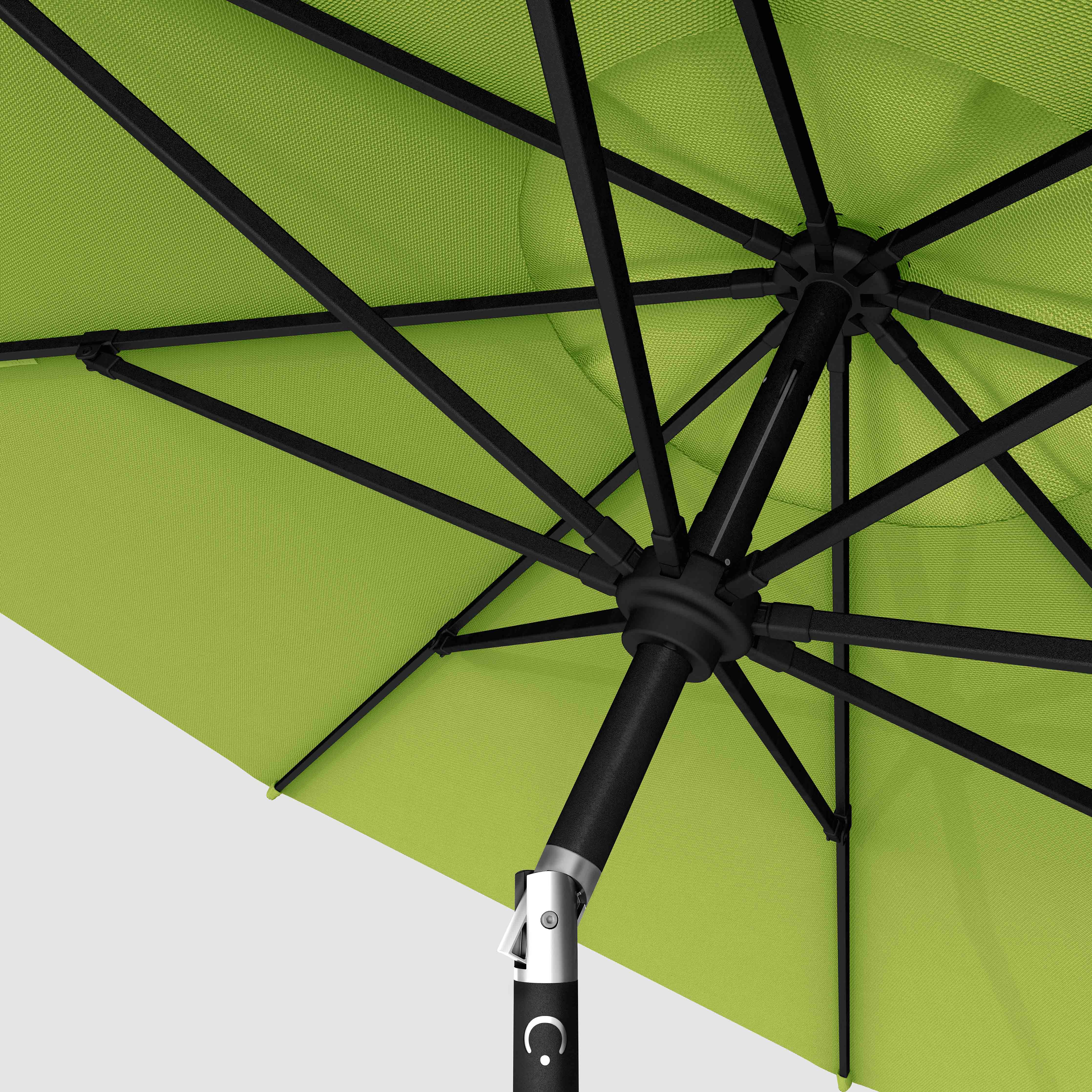 The Lean™ - Sunbrella Macaw
