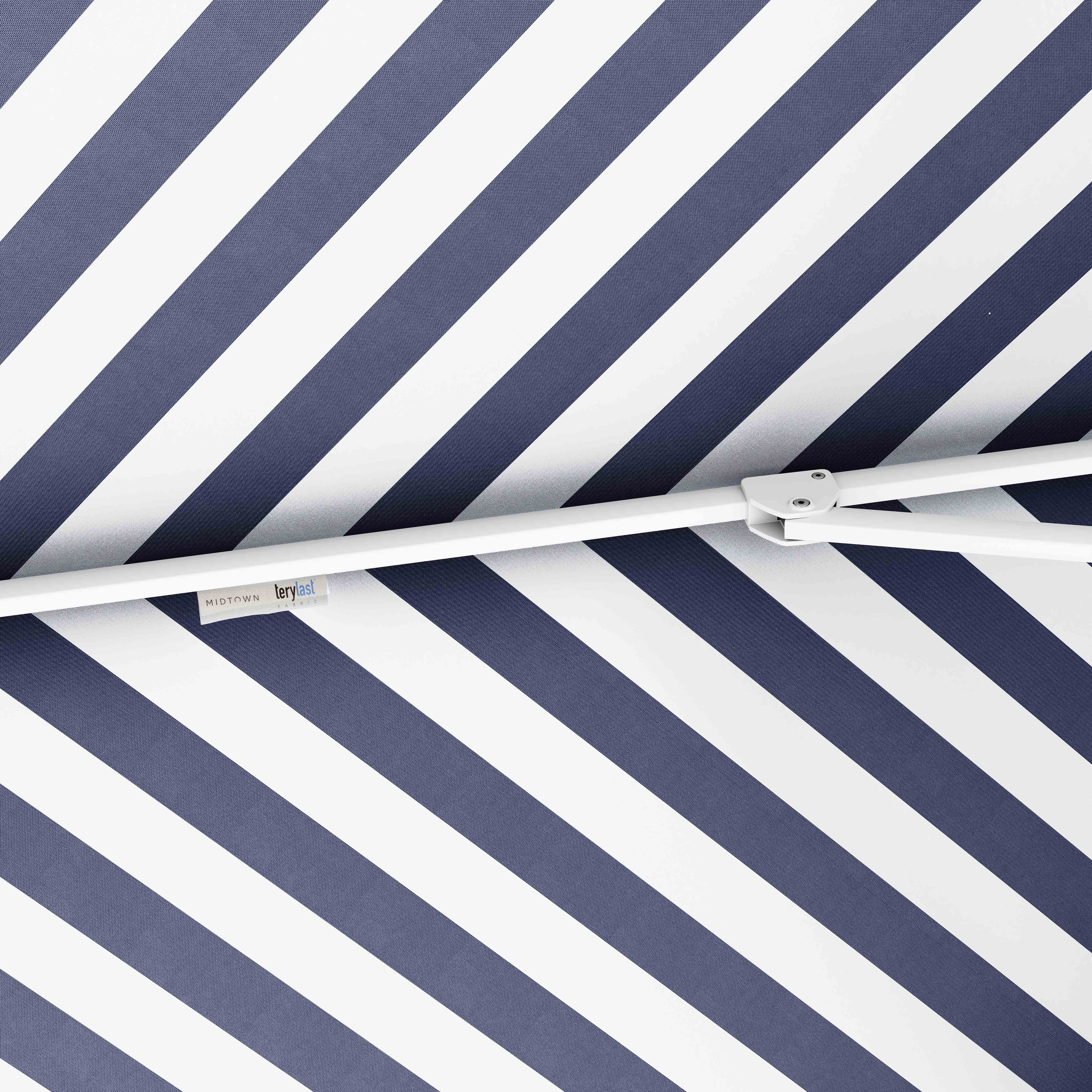 #pole finish_White
