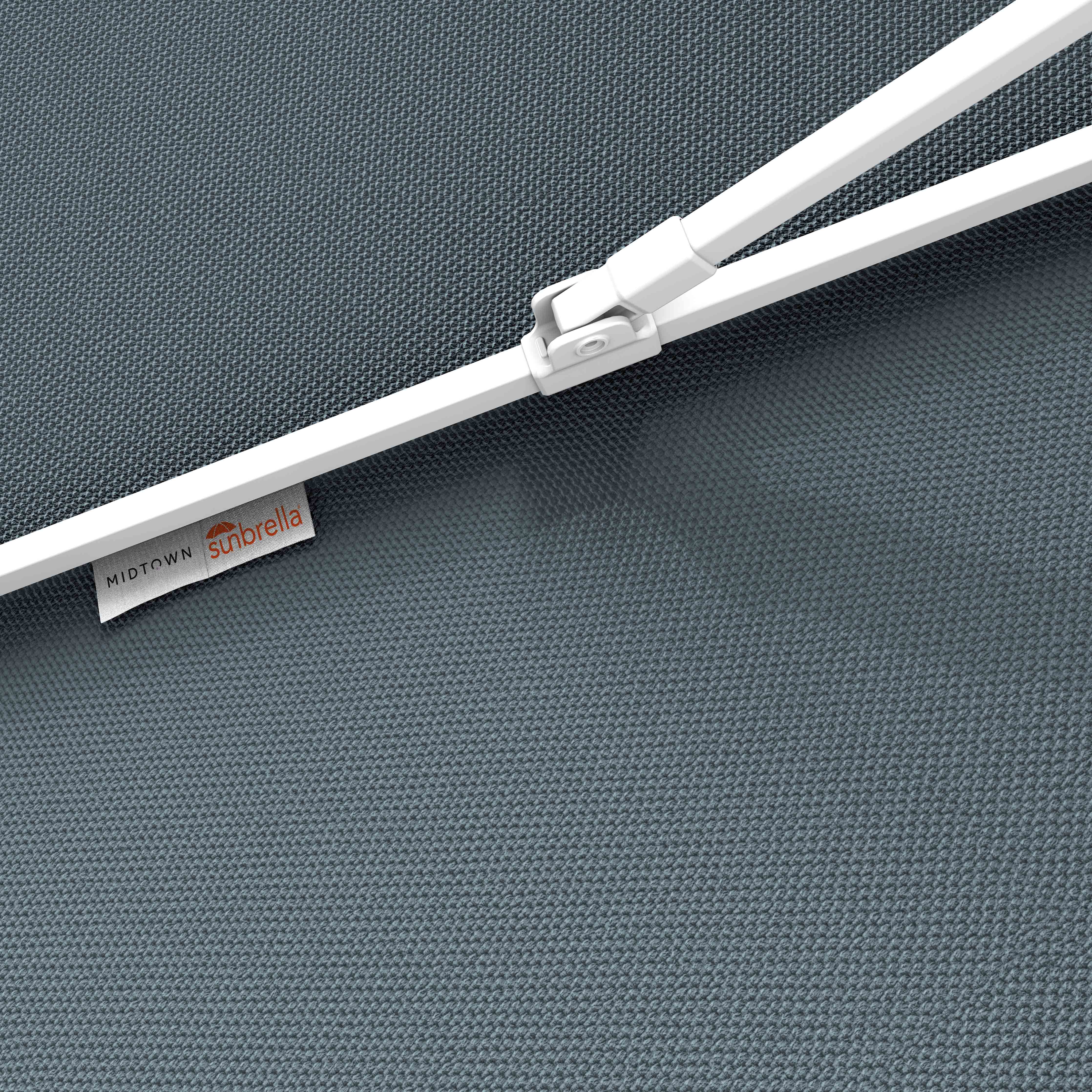 #pole finish_White