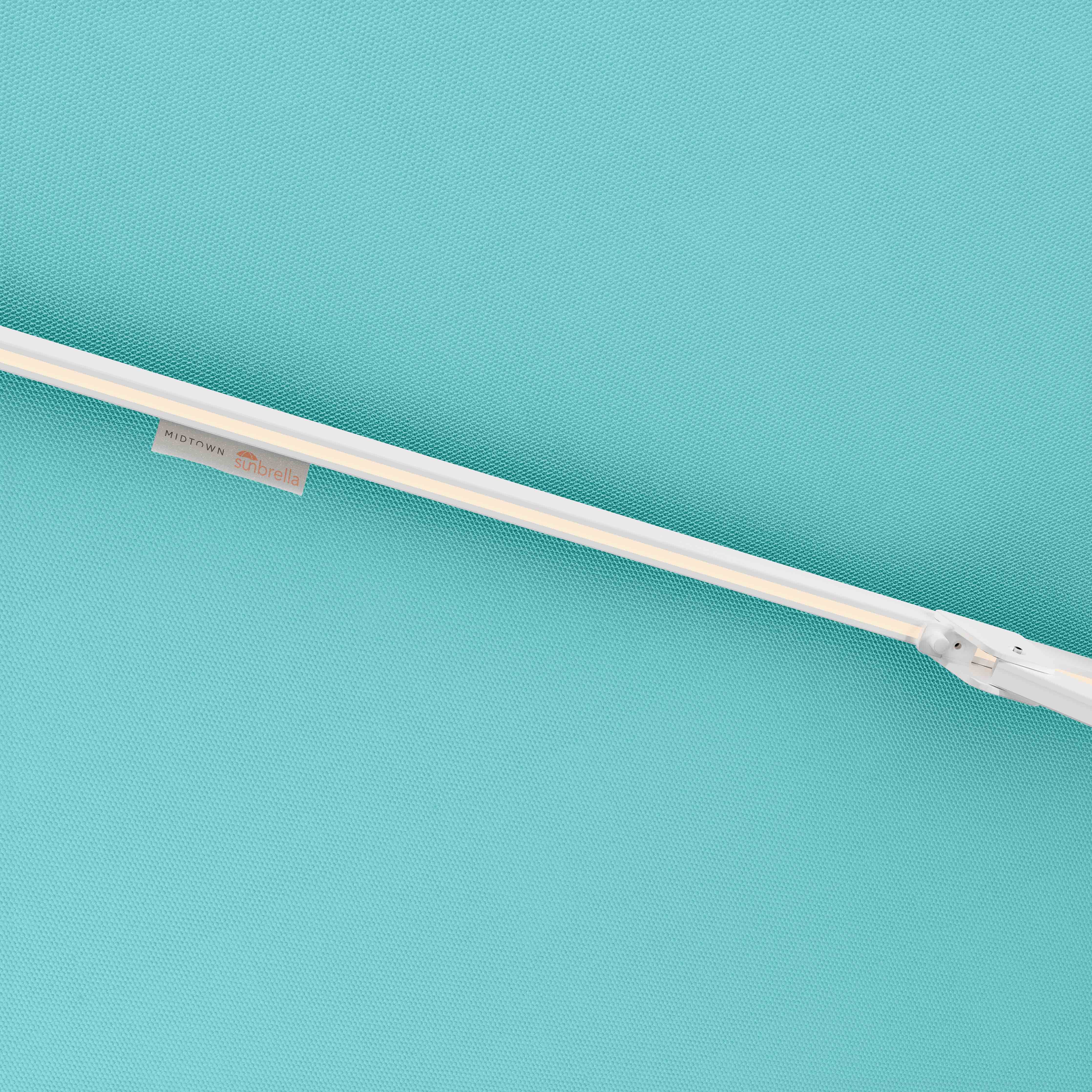 #pole finish_White
